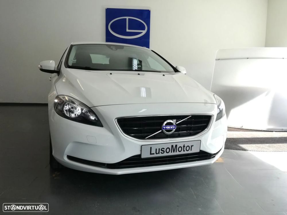 Volvo V40 1.6 D2 Momentum Powershift - 2