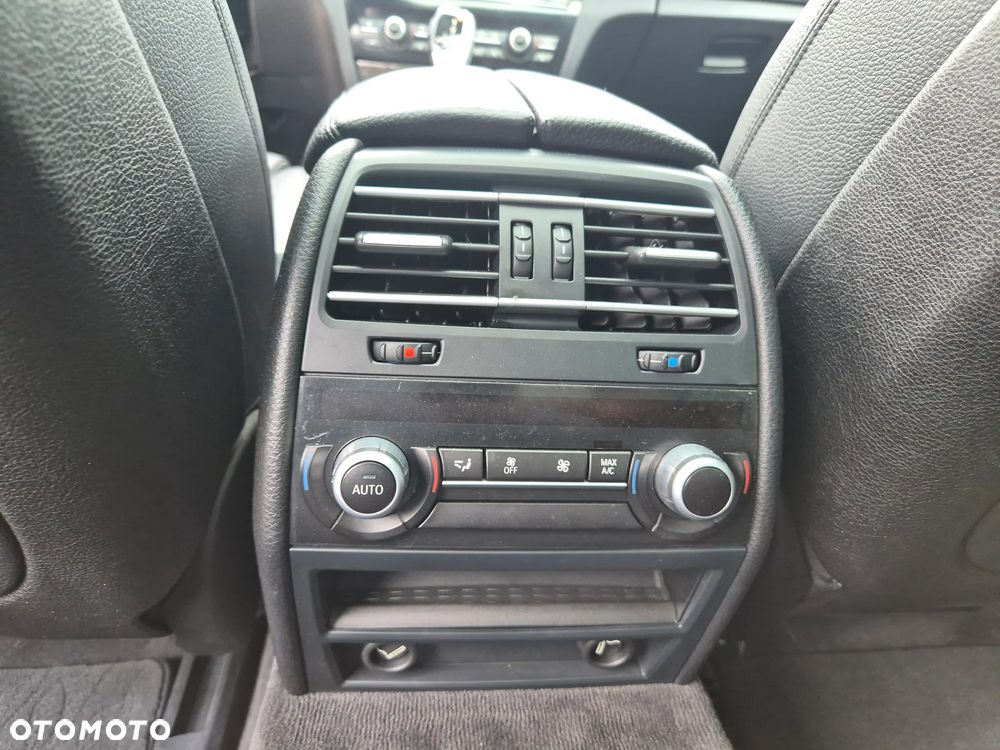 BMW Seria 7 740i - 9