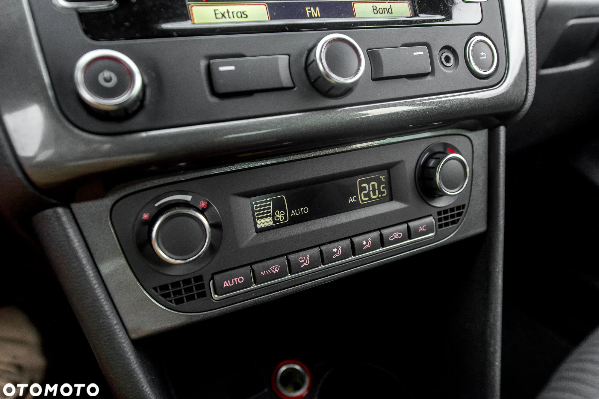 Volkswagen Polo 1.2 TSI Highline Optimum - 34