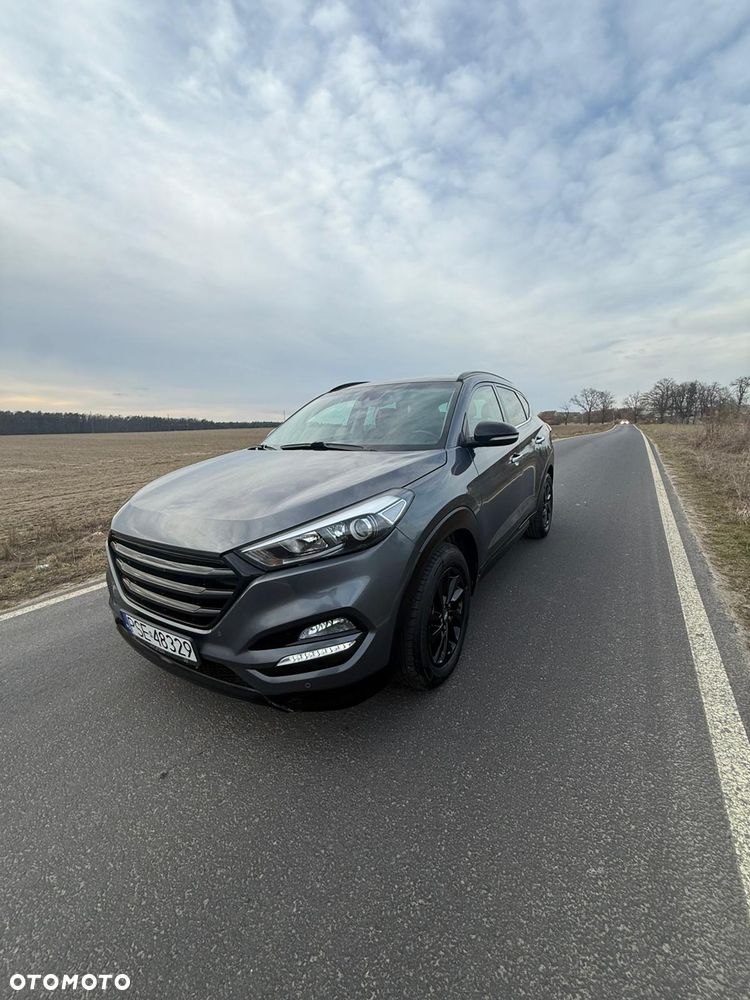 Hyundai Tucson 1.7 CRDI BlueDrive TourdePologne 2WD DCT - 1