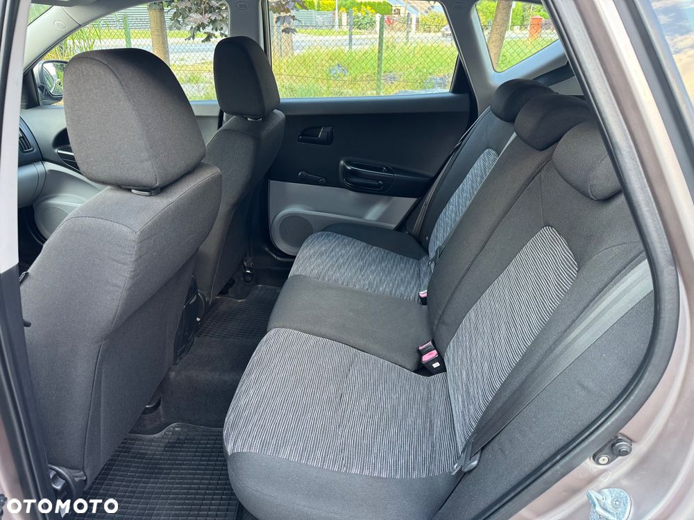 Kia Ceed Cee'd 1.4 Comfort - 17