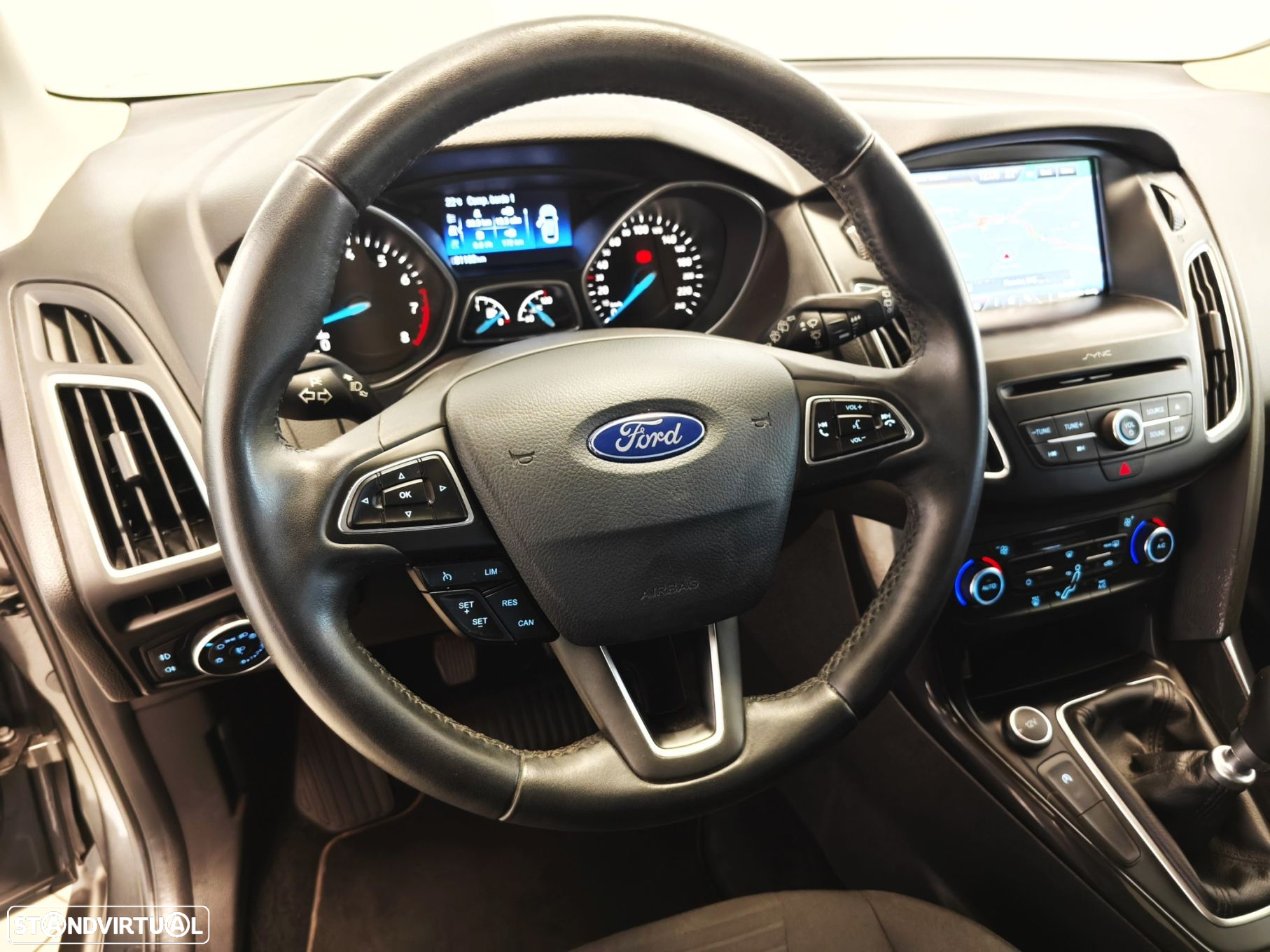 Ford Focus 1.0 SCTi Titanium - 19