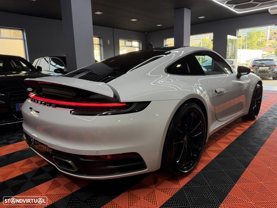 Porsche 911 (992) Carrera PDK - 40