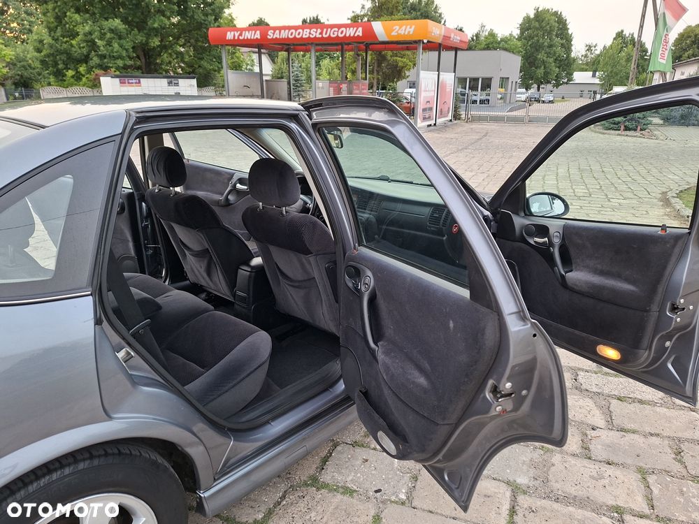 Opel Vectra - 28