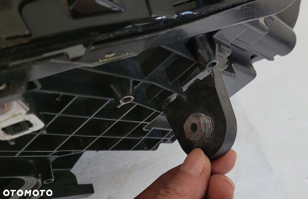 LAMPA LEWA MERCEDES GLE W167 LED HIGH PERFORMANCE - 6