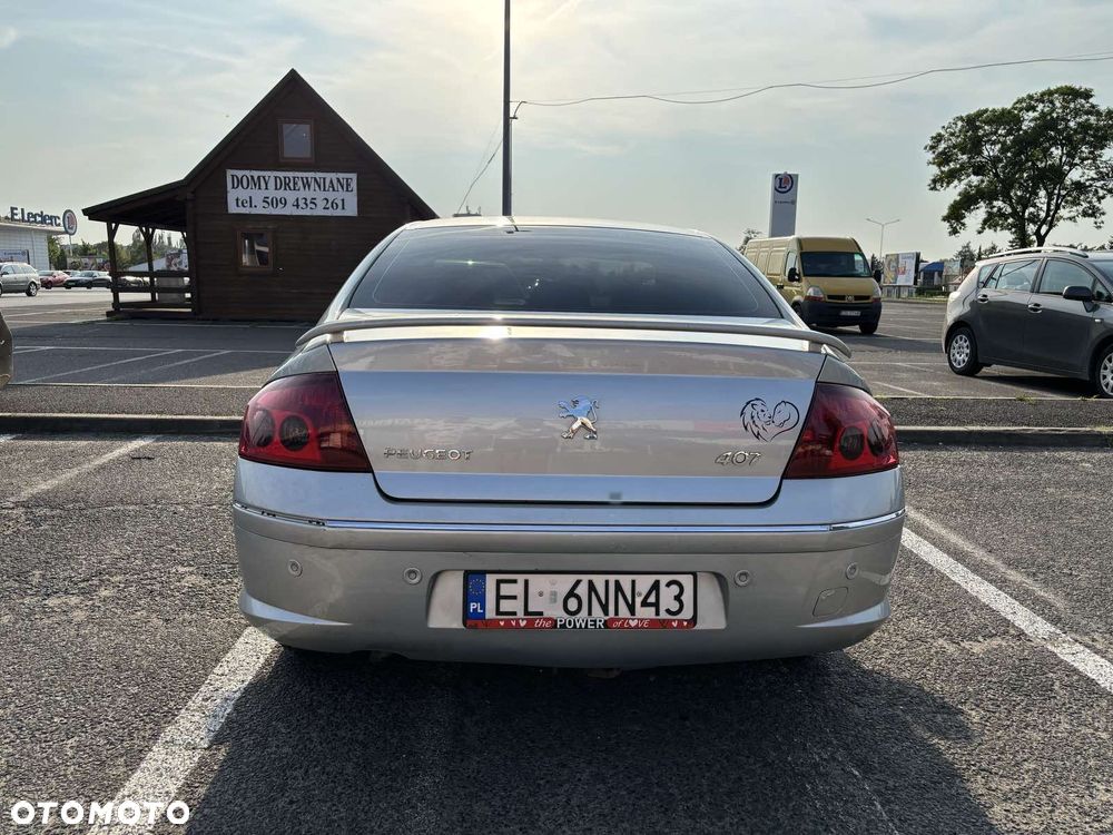 Peugeot 407 - 4