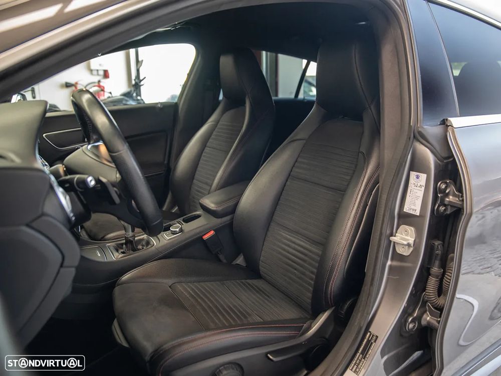 Mercedes-Benz CLA 200 d Shooting Brake AMG Line - 10