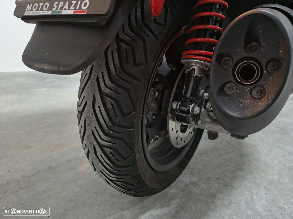 Piaggio MP3 400HPE - 8