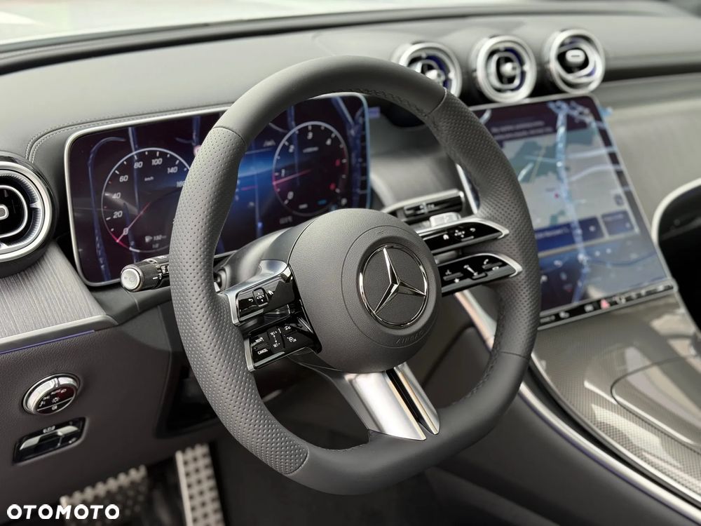 Mercedes-Benz GLC - 12