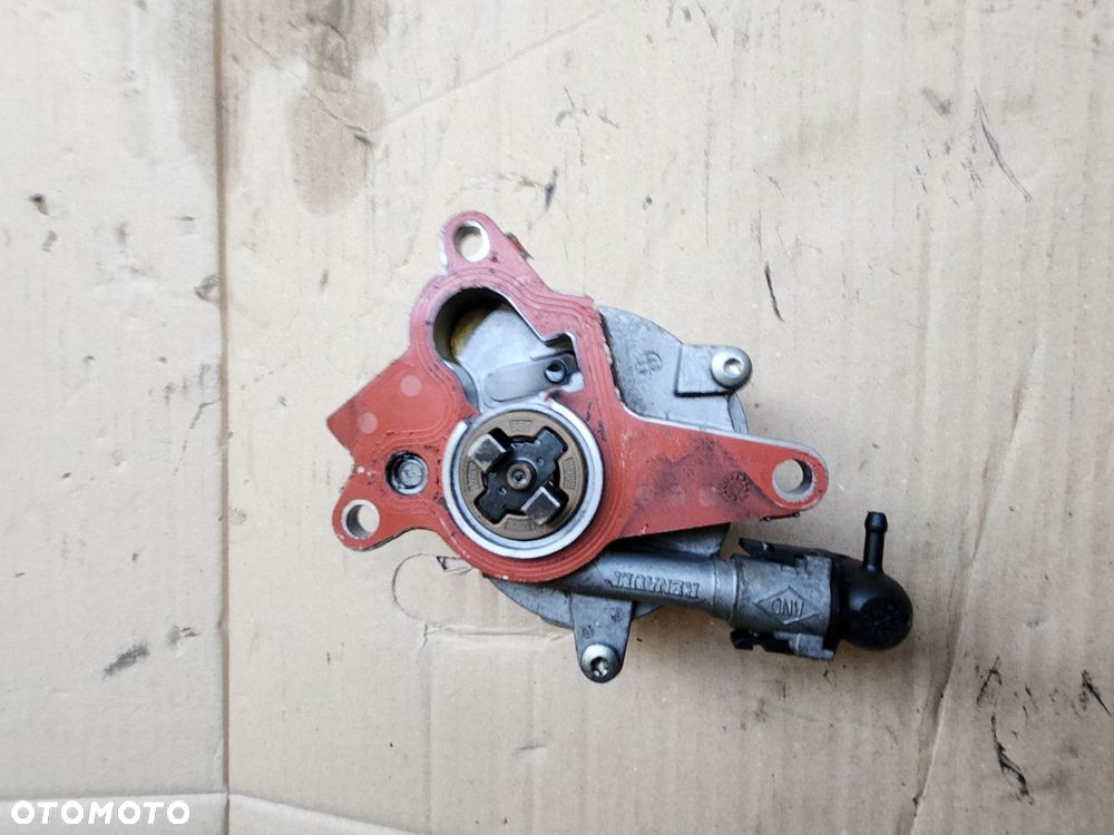 pompa vacum renault nissan 796080a 2.0 dci - 2