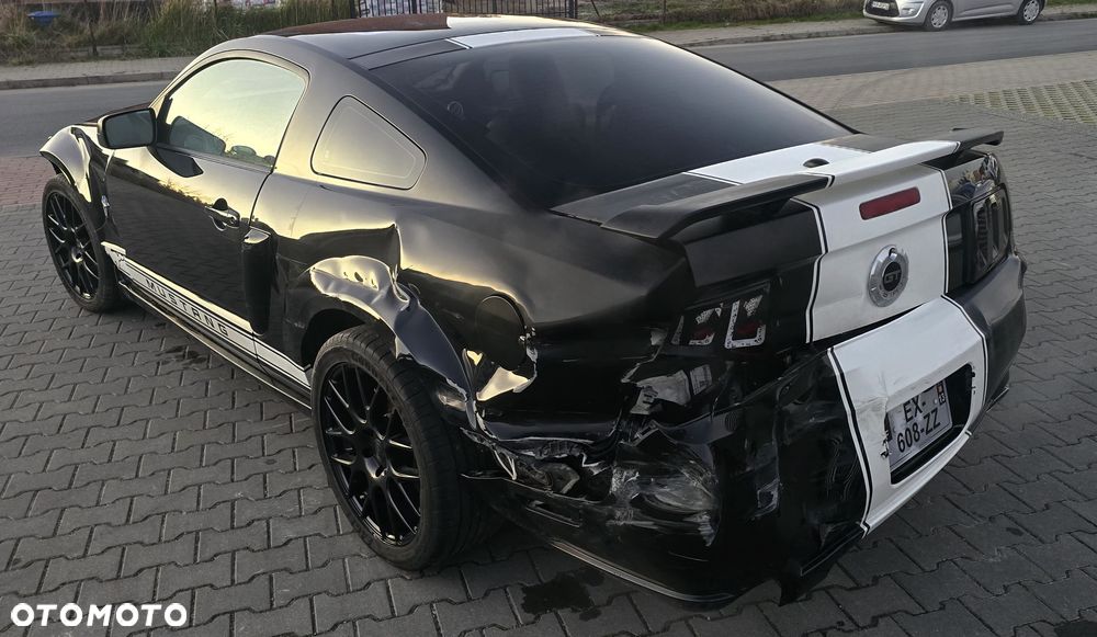 Ford Mustang 4.6 V8 GT Premium - 24