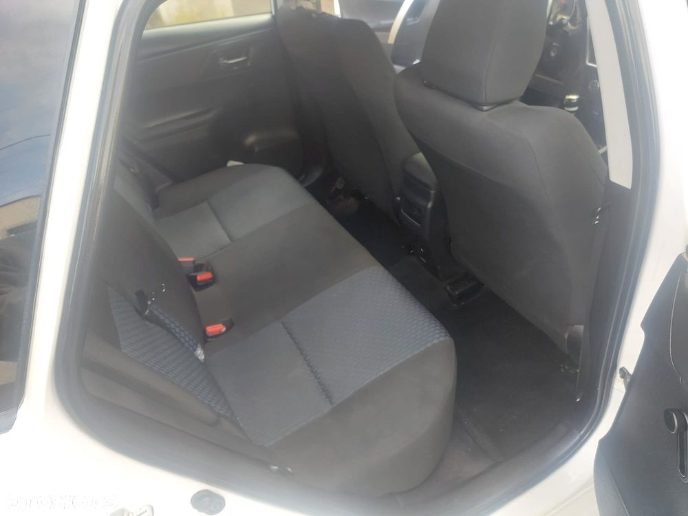 Toyota Auris 1.4 D-4D Design Edition - 32