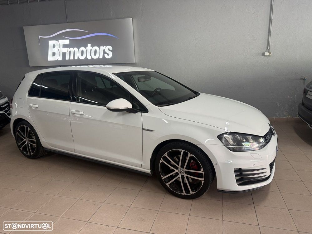 VW Golf 2.0 TDI GTD - 4
