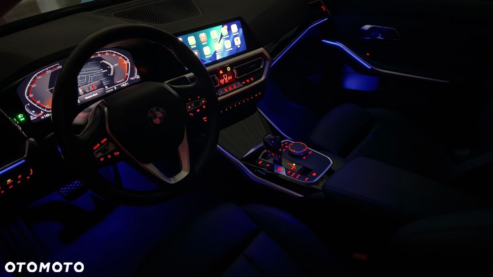 BMW Seria 3 318d Sport Line Shadow - 37