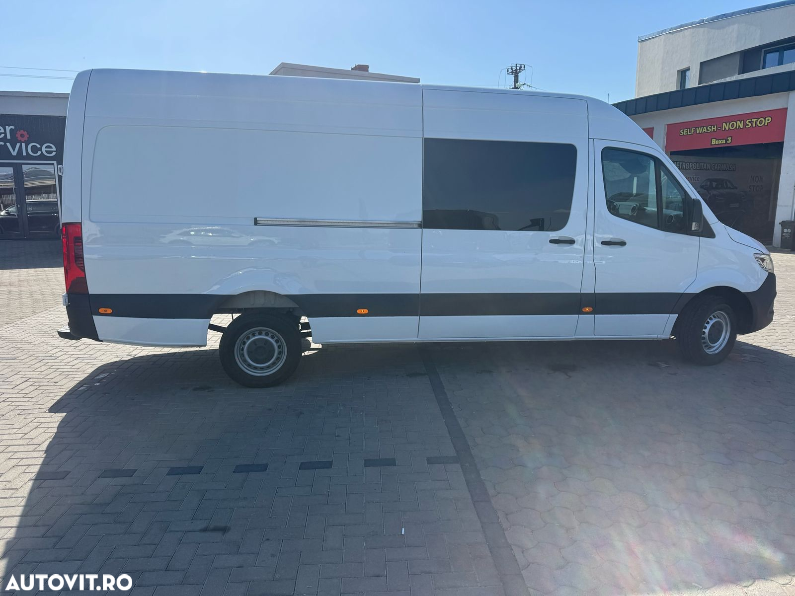 Mercedes-Benz Sprinter - 4