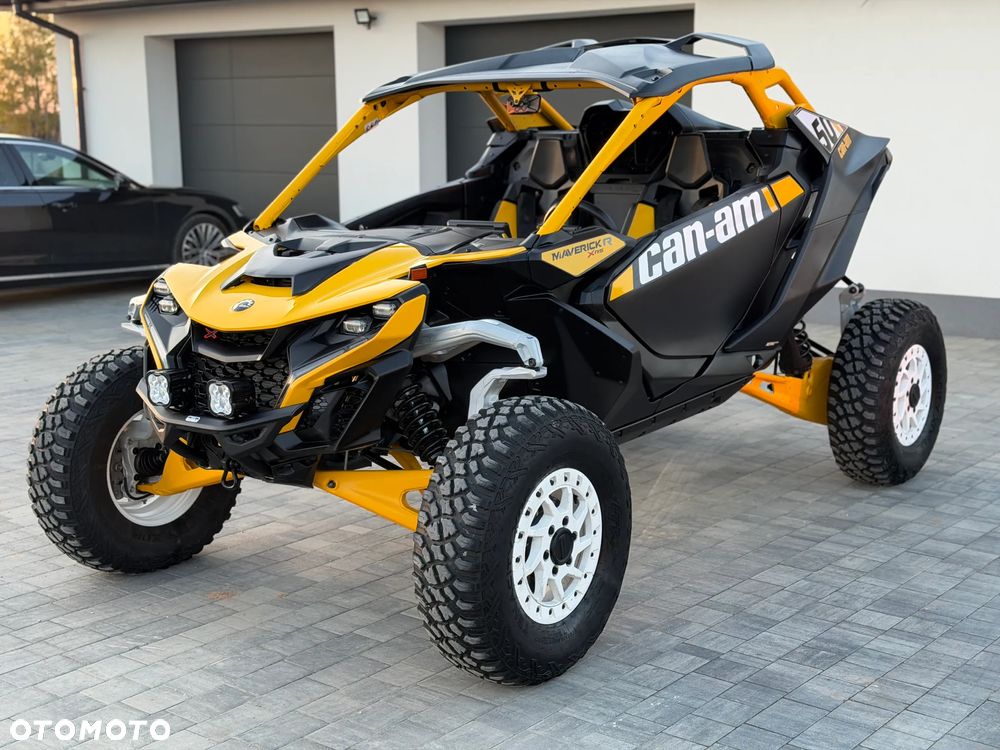 Can-Am Maverick - 2
