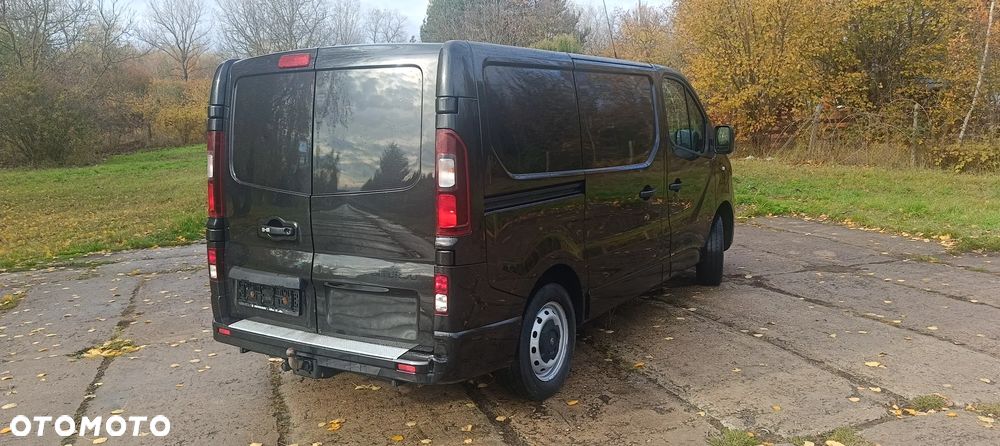 Opel Vivaro Trafic nv300 klimatyzacja L1H1 2014 r Vito master tempomat ładny - 5