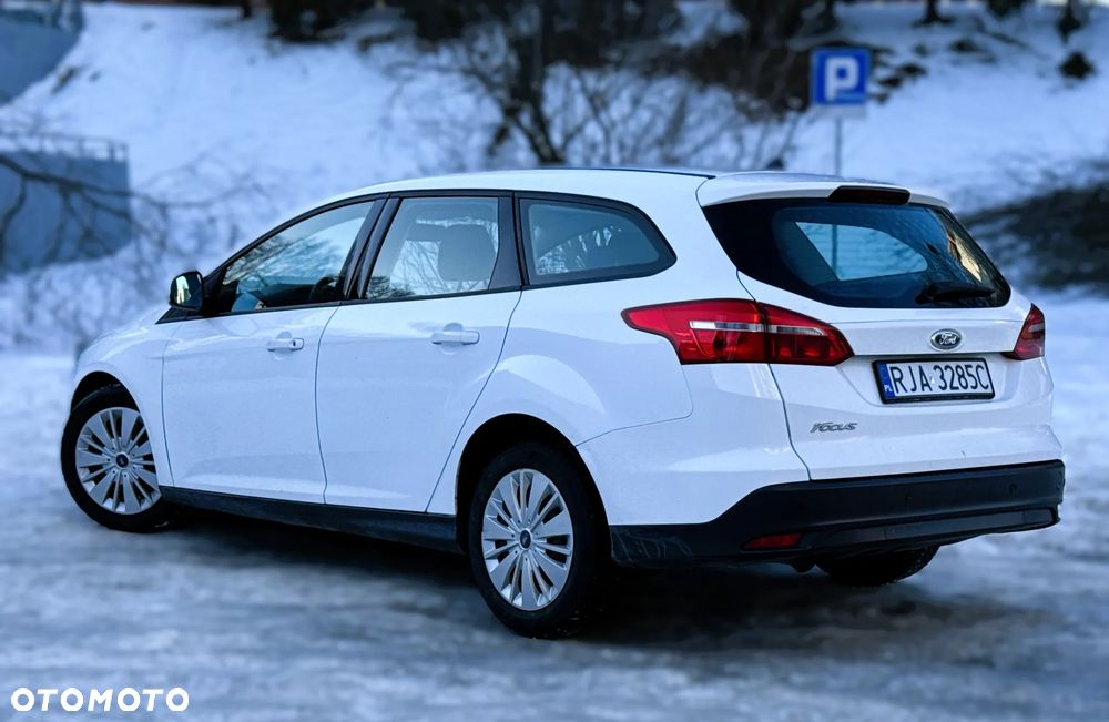Ford Focus SW 1.5 TDCi Trend - 12