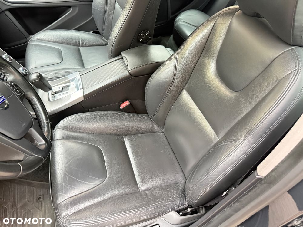 Volvo S60 D3 Geartronic Momentum - 22