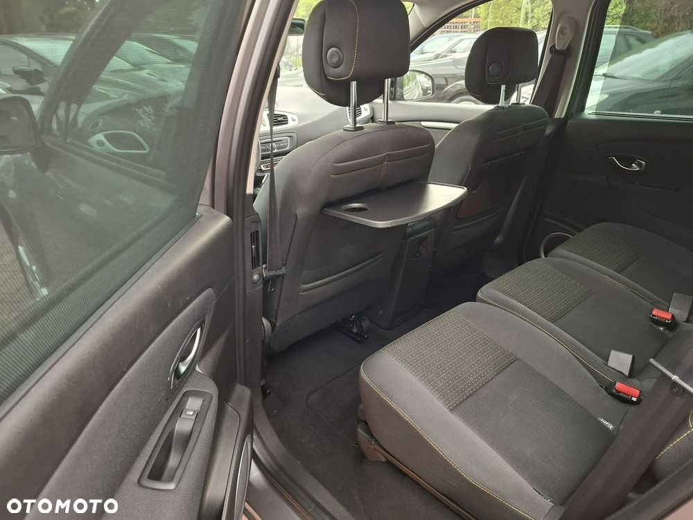 Renault Grand Scenic 2.0 16V 140 CVT Bose Edition - 15