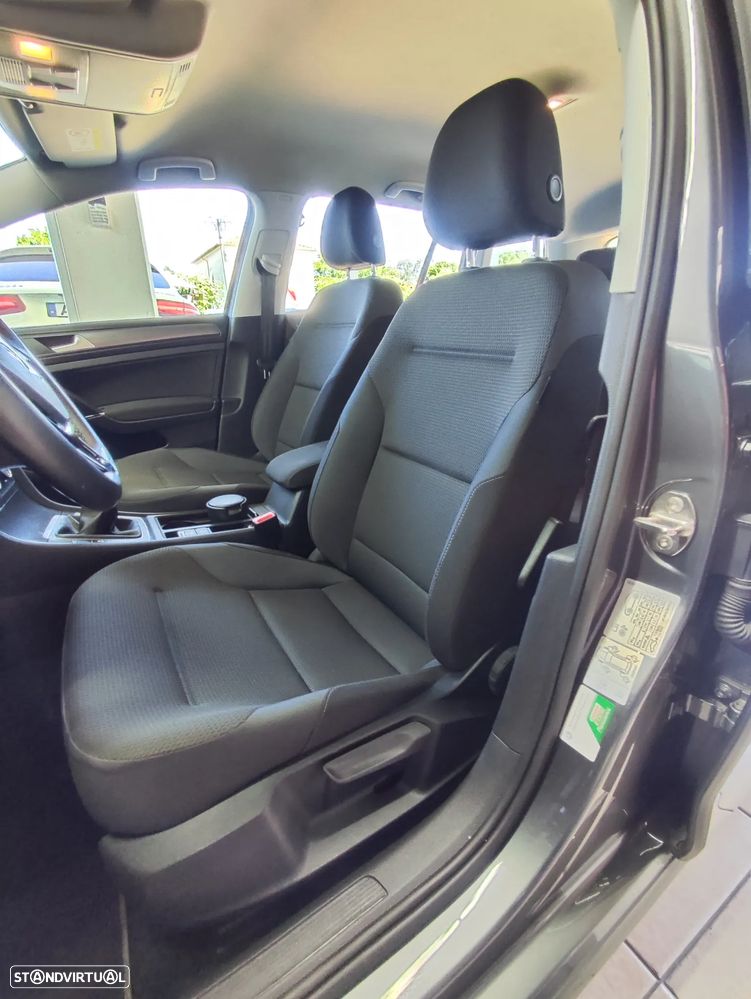 VW Golf Variant 1.5 TSI Confortline - 25