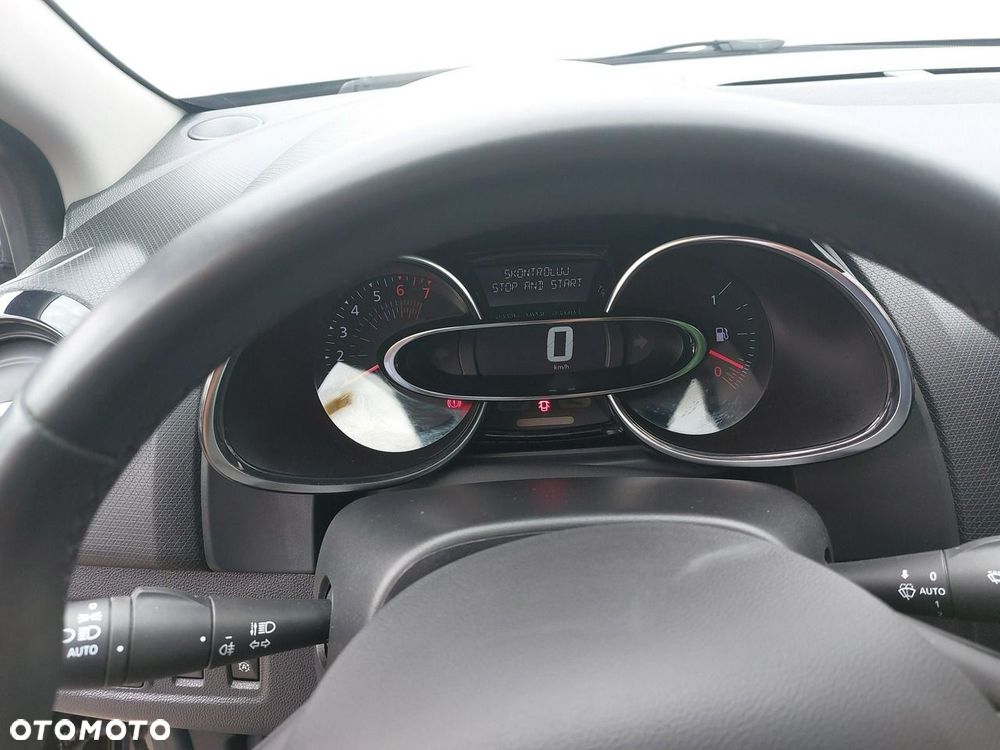 Renault Clio - 15
