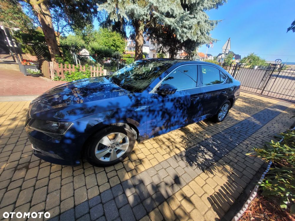 Skoda Superb 2.0 TDI Ambition DSG - 3