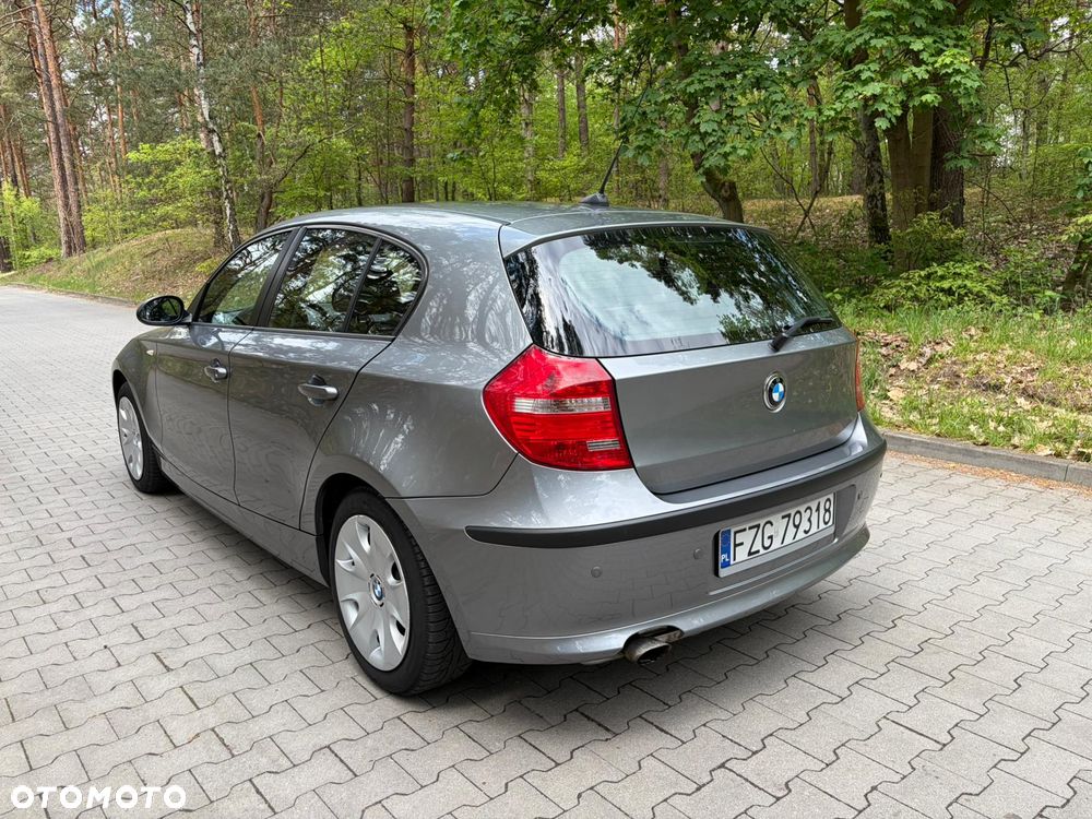 BMW Seria 1 116i - 4