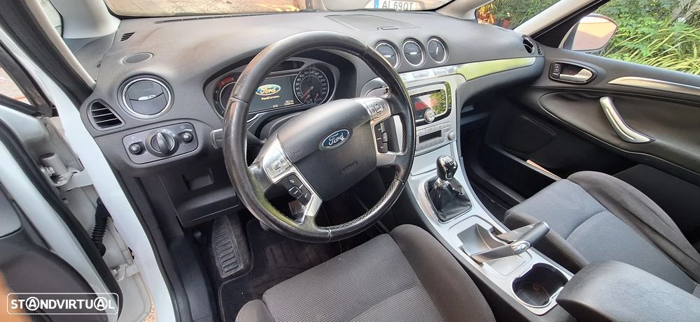 Ford S-Max 1.8 TDCi Trend 7L - 13