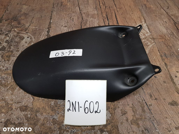 Błotnik nadkole Aprilia Tuono RSV 1000 R  106340