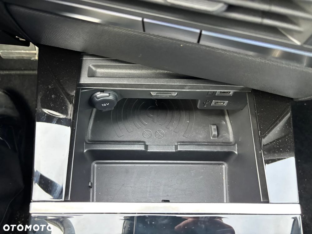 Opel Astra 1.2 Turbo Automatik GS - 23