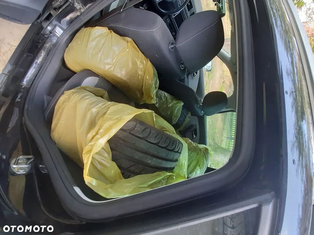 Volkswagen Polo Cross - 10