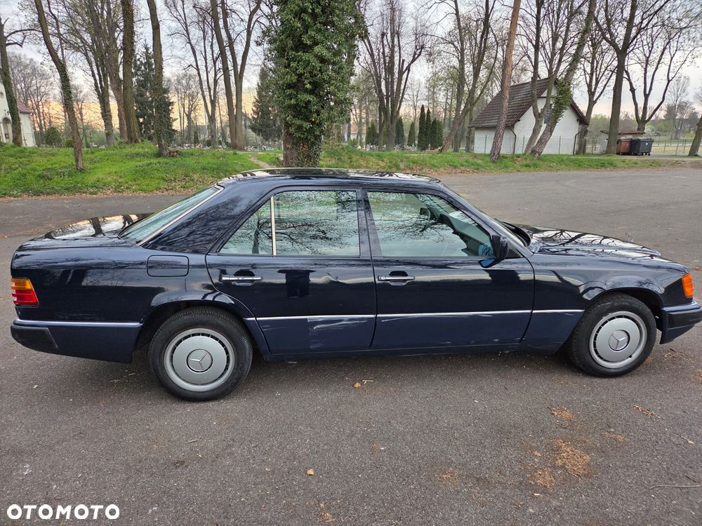 Mercedes-Benz W124 (1984-1993) - 8
