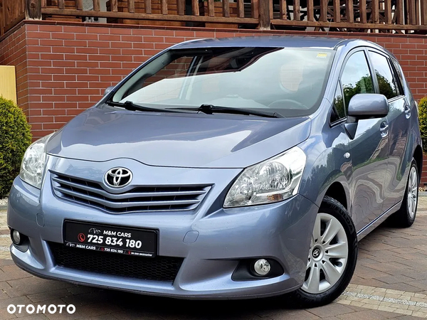 Toyota Verso 1.6 7-Sitzer Life
