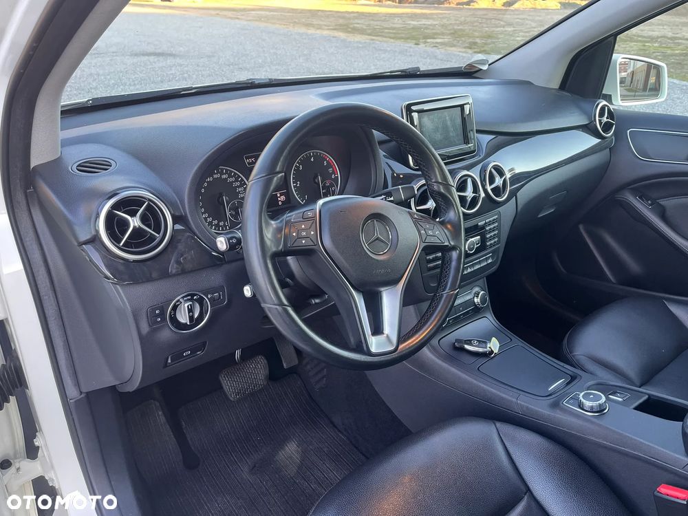 Mercedes-Benz Klasa B 180 CDI 7G-DCT - 21