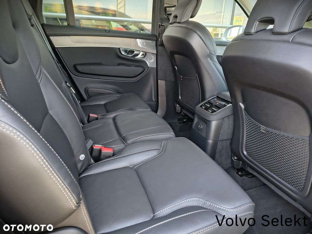 Volvo XC 90 - 26