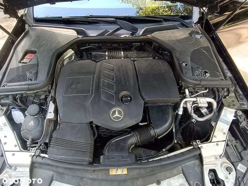 Mercedes-Benz Klasa E - 18