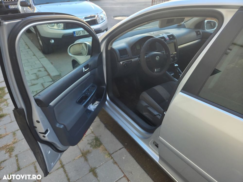 Volkswagen Golf 2.0 TDI United - 9
