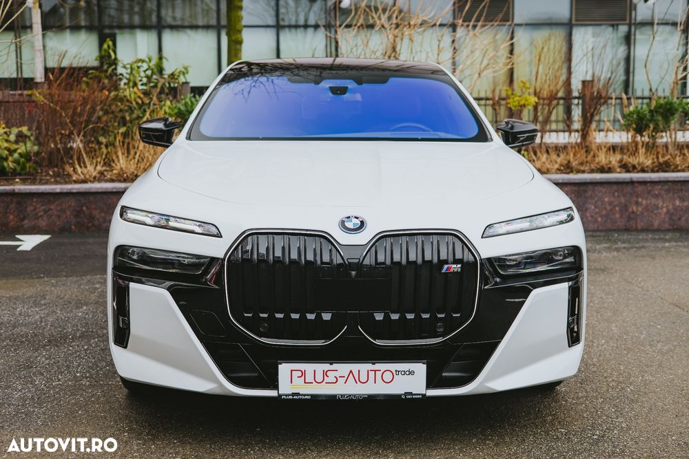 BMW M7 - 2