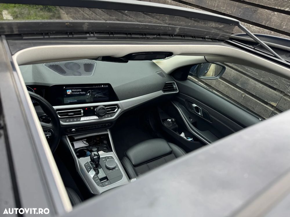 BMW Seria 3 330e Aut. Luxury Line - 11