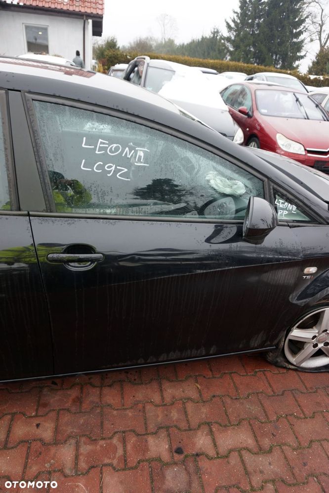 DRZWI PRZEDNIE PRAWE LEON II 1P1 LIFT 5D HB LC9Z  CZARNY SEAT 2009-2012 - 1
