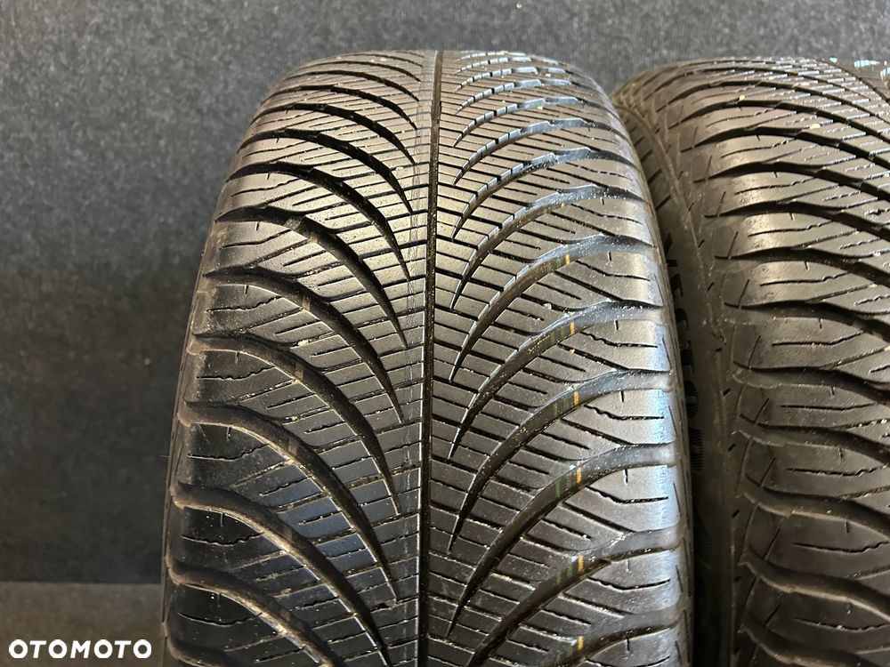 Goodyear Vector 4Seasons Gen-2 215/55/17 2szt. - 2