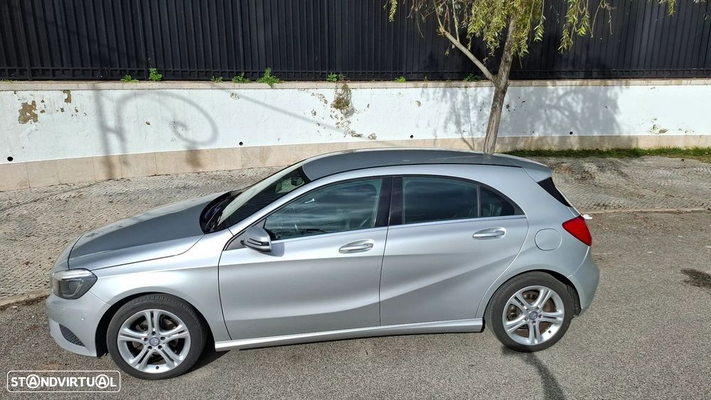 Mercedes-Benz A 180 CDI (BlueEFFICIENCY) Urban - 5