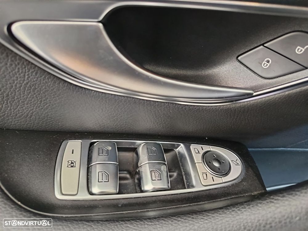 Mercedes-Benz E 300 de AMG Line - 44