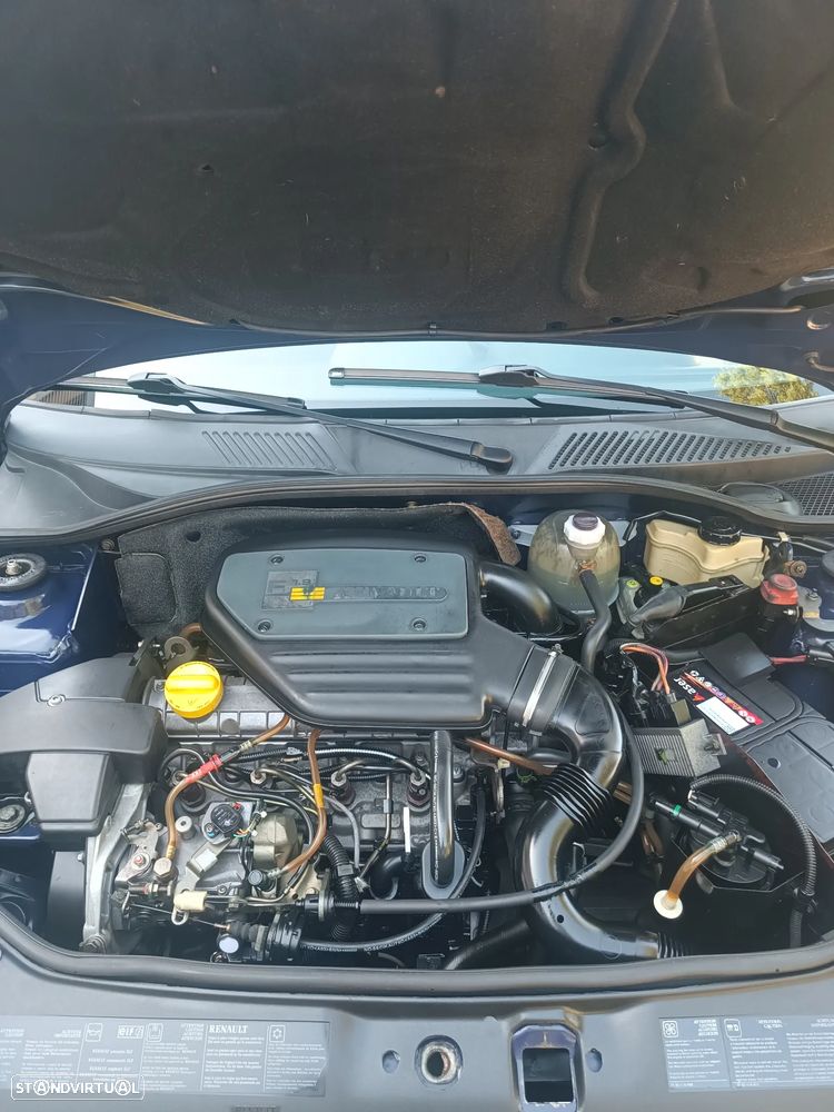 Renault Clio II - 18