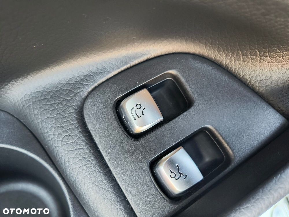 Mercedes-Benz Klasa E - 20