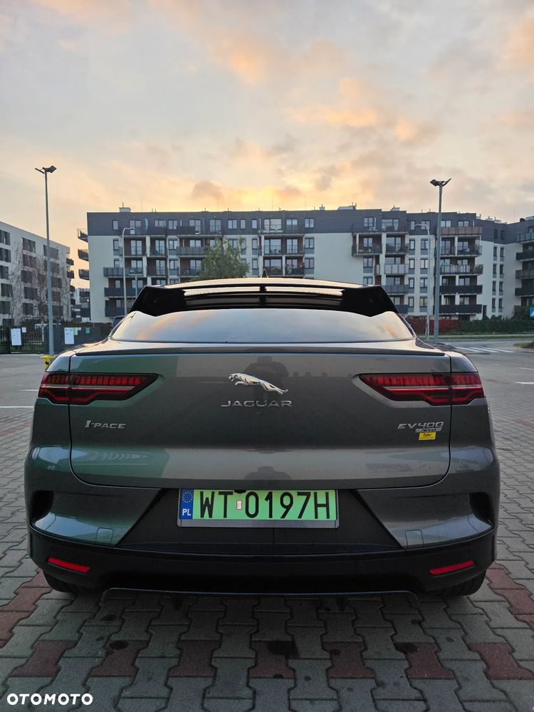 Jaguar I-Pace - 6