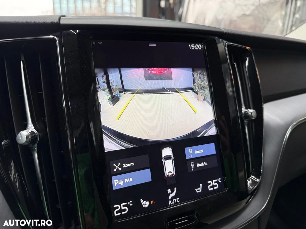 Volvo XC 60 D4 Momentum - 10