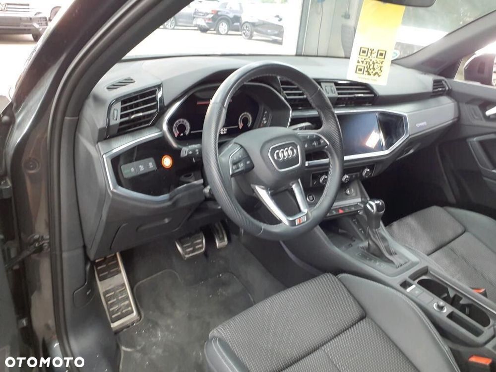 Audi Q3 - 11