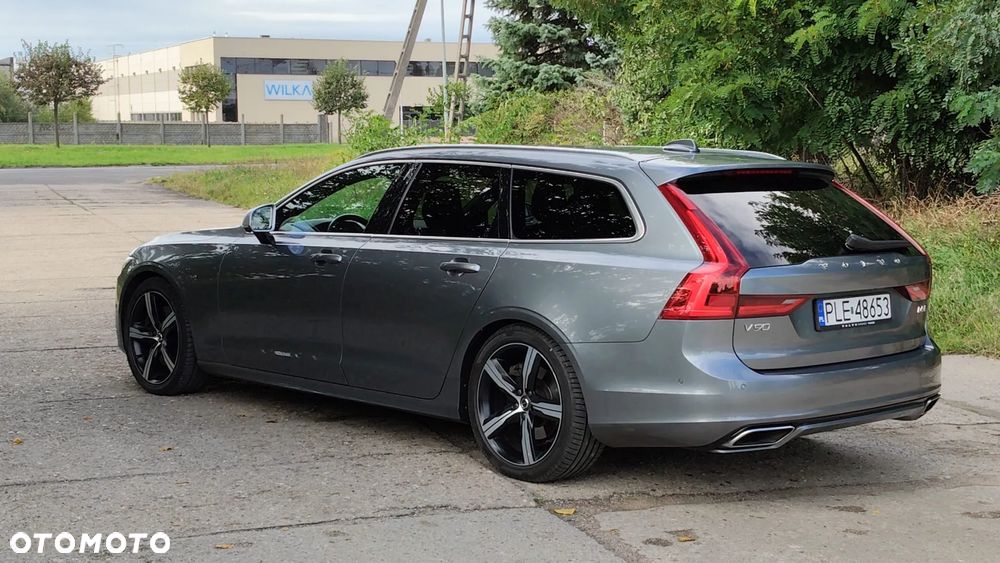 Volvo V90 D5 AWD R-Design - 6